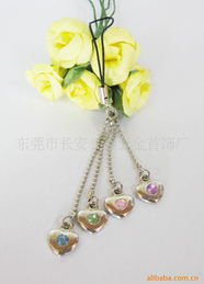 东莞市长安长春五金首饰厂手机饰品产品一览 潮流与工艺的完美融合